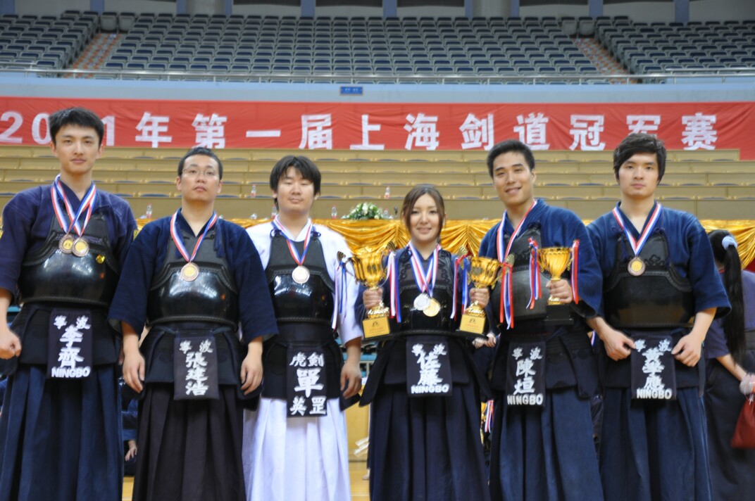 巴西剑道选手决战到底扫荡对手