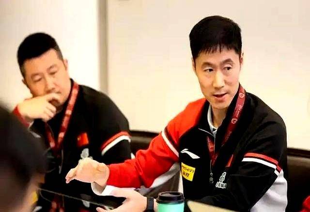 九游体育亚洲官网-包含纸蓝队一路高歌猛进，力压对手夺冠的词条