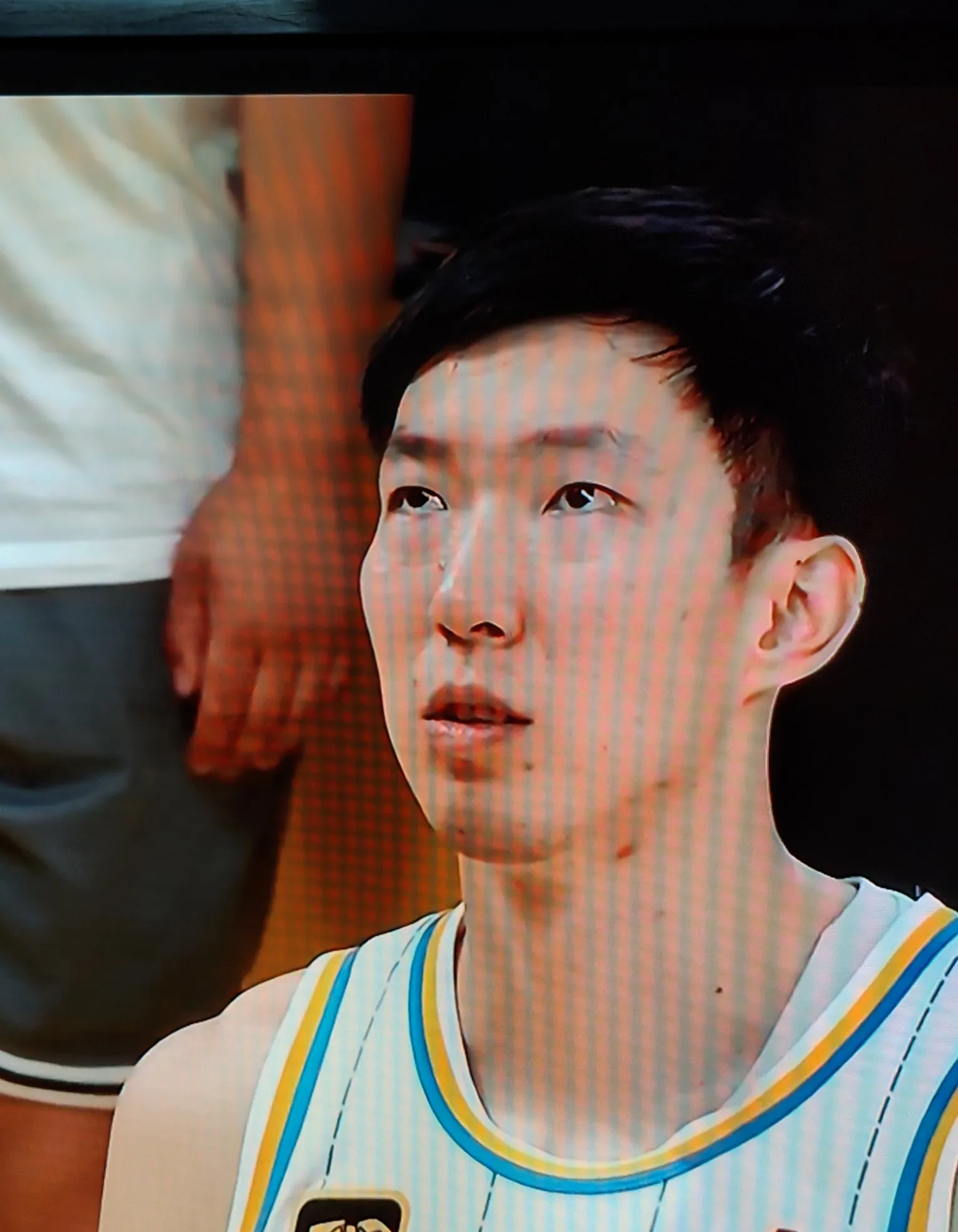 澳门男篮球员突出表现,成为全场焦点 澳门男篮球员突出表现,成为全场焦点